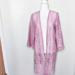 Love Fire Dusty Pink Lilas Lace Midi Kimono